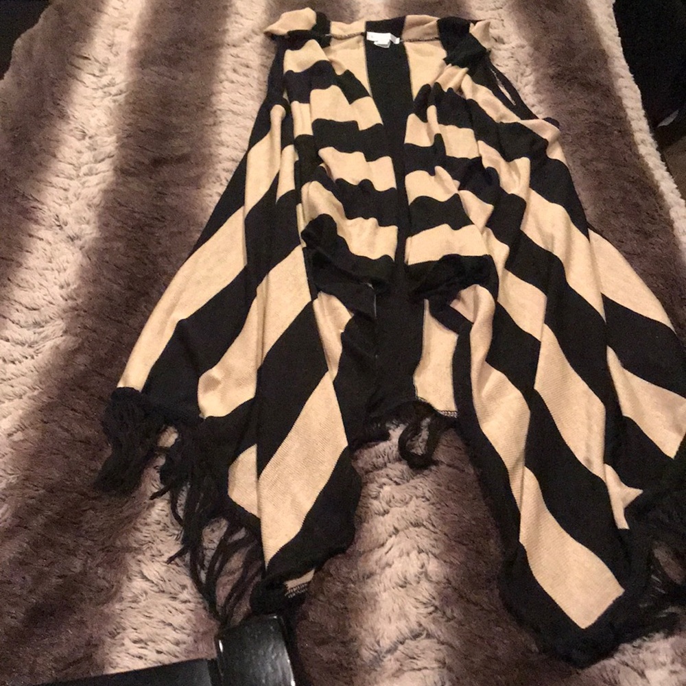 Charming Charlie  Shawl type top